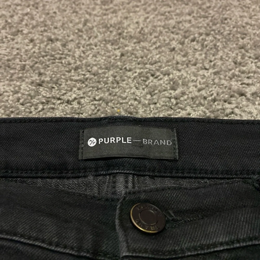 Men's Distressed Black Skinny Jeans - Picture 2 of 2